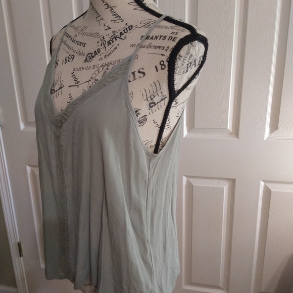3/$15 or $10 Forever 21 pale green adjustable strap tank top - Picture 3 of 7